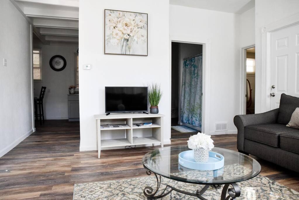 Perfect Pittsburgh Home Close To City & Airport Екстериор снимка